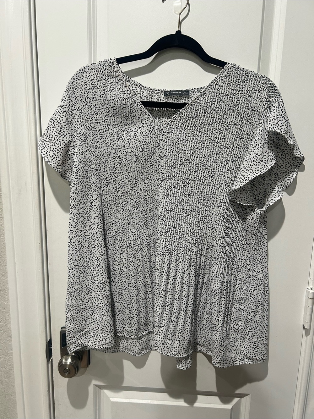 Adrianna Papell Black & White Dotted Flutter Sleeve Blouse